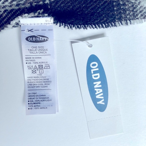 NEW OLD NAVY Plaid Neck Scarf Fringed Hems GRAY 76” x 13” UNISEX - Picture 3 of 12